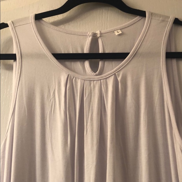 White flowy tank - Picture 2 of 6